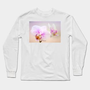 Phalaenopsis 'Sweetheart' orchid flowers (C022/6745) Long Sleeve T-Shirt